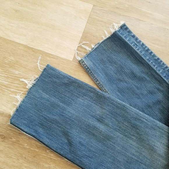 Levi's Men's 511 Straight Leg Denim Blue Jeans Zip up Frayed Relaxed EUC - Picture 16 of 16